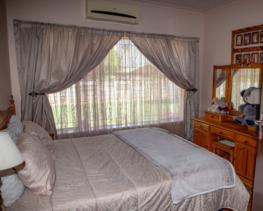 4 Bedroom Property for Sale in Deneysville Free State